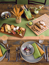 Lade das Bild in den Galerie-Viewer, Love Nature -Linclass-Tisch Servietten - 40x40 - VE 300 Stück